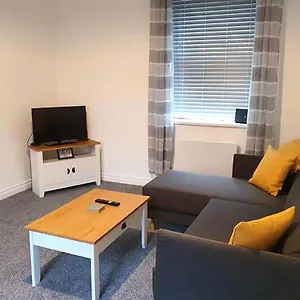  Apartment 17 Larchfield House