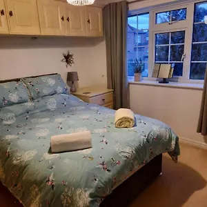  Apartment Redmire - 2 Bed 1st Floor Flat Overlooking Green